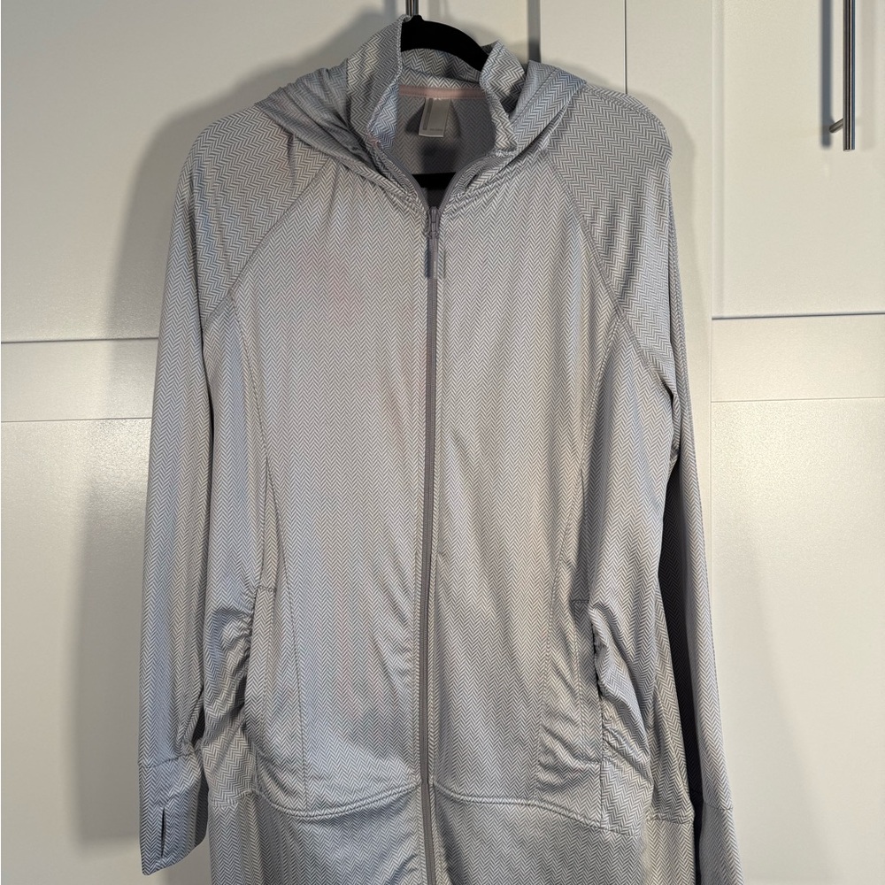 Mondetta Gray Chevron Pattern Jacket